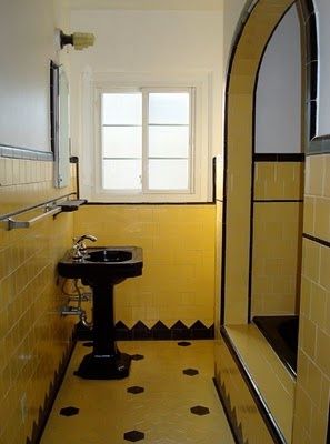 Banheiro de 1930 ainda com o Art Deco Original - California