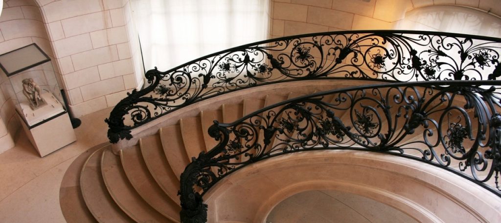 Escada Art Nouveau
