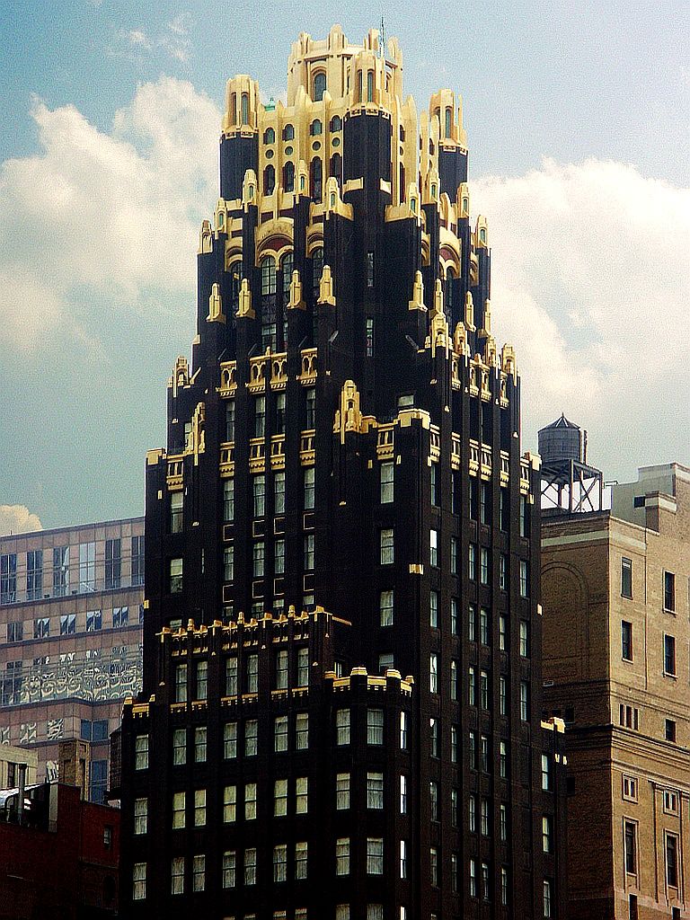 Gothic Art Deco - American Radiator Building - New York - 1929